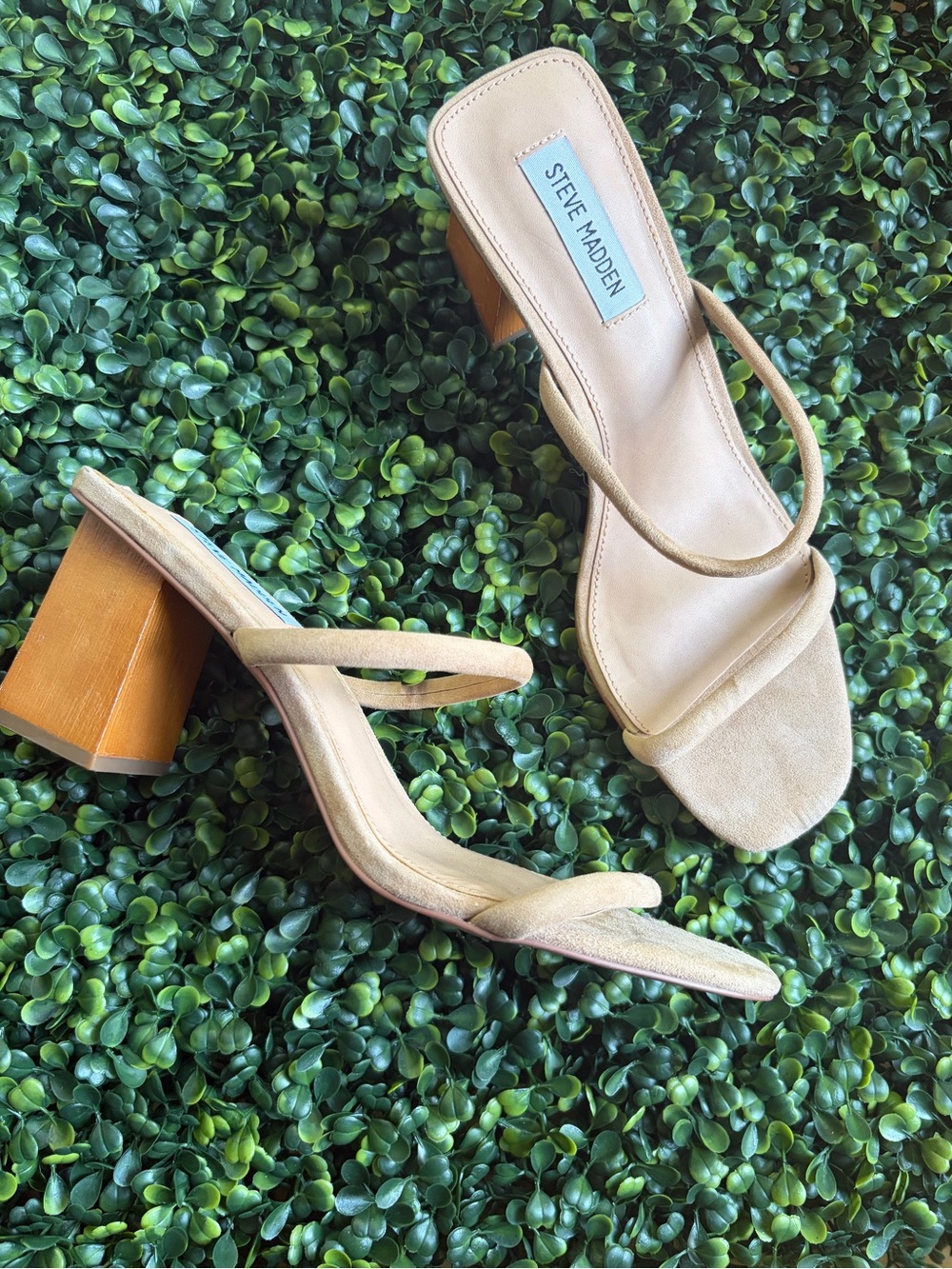 Steve Madden Honey Tan Suede Strappy Block Heel Sandals Square Toe 10